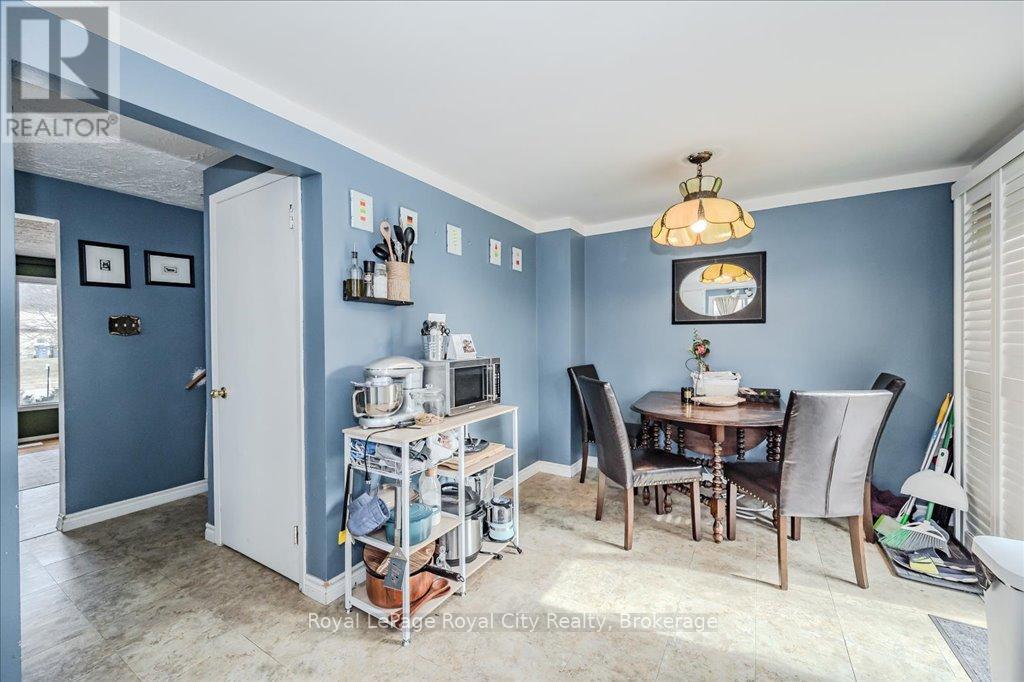 341 Cole Road, Guelph, Ontario  N1G 3G7 - Photo 12 - X12069182