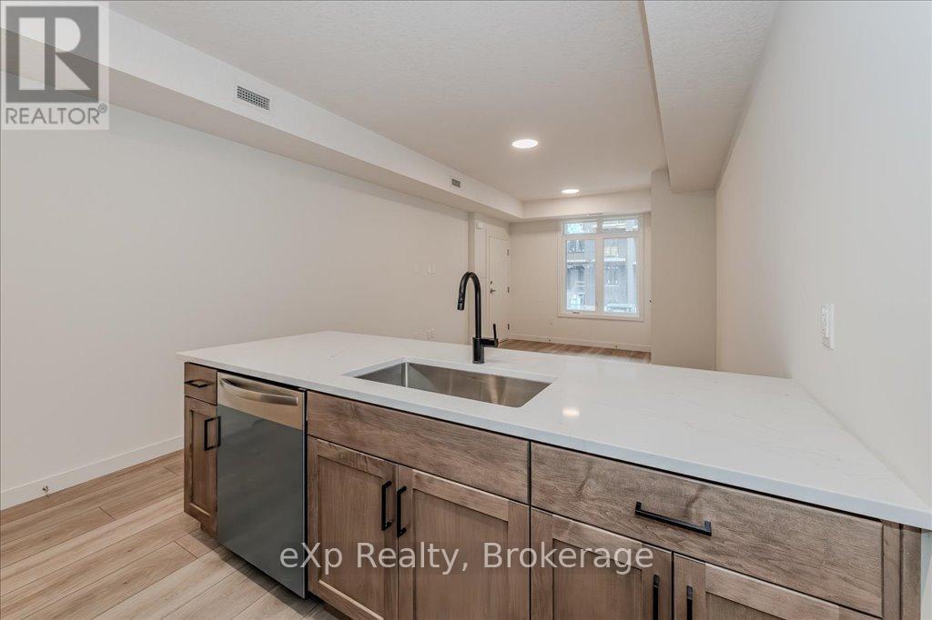 151 - 824 Woolwich Street, Guelph/eramosa, Ontario  N1H 1G8 - Photo 10 - X12069220