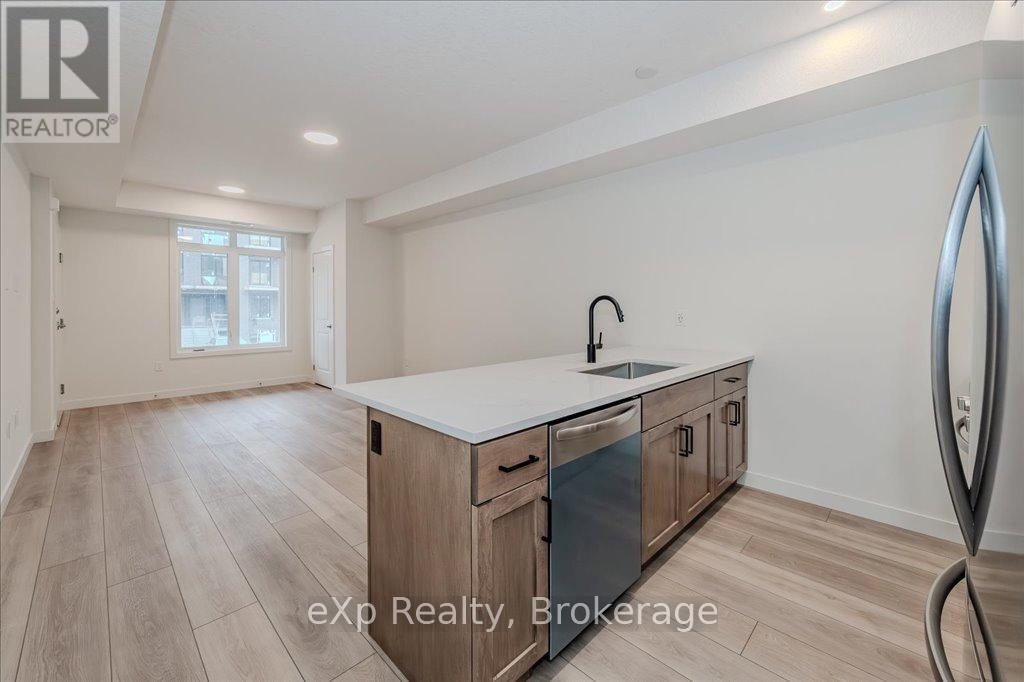 151 - 824 Woolwich Street, Guelph/eramosa, Ontario  N1H 1G8 - Photo 11 - X12069220