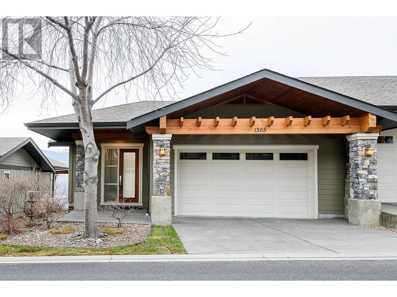 Property at 1565 Golf Ridge Drive image 1