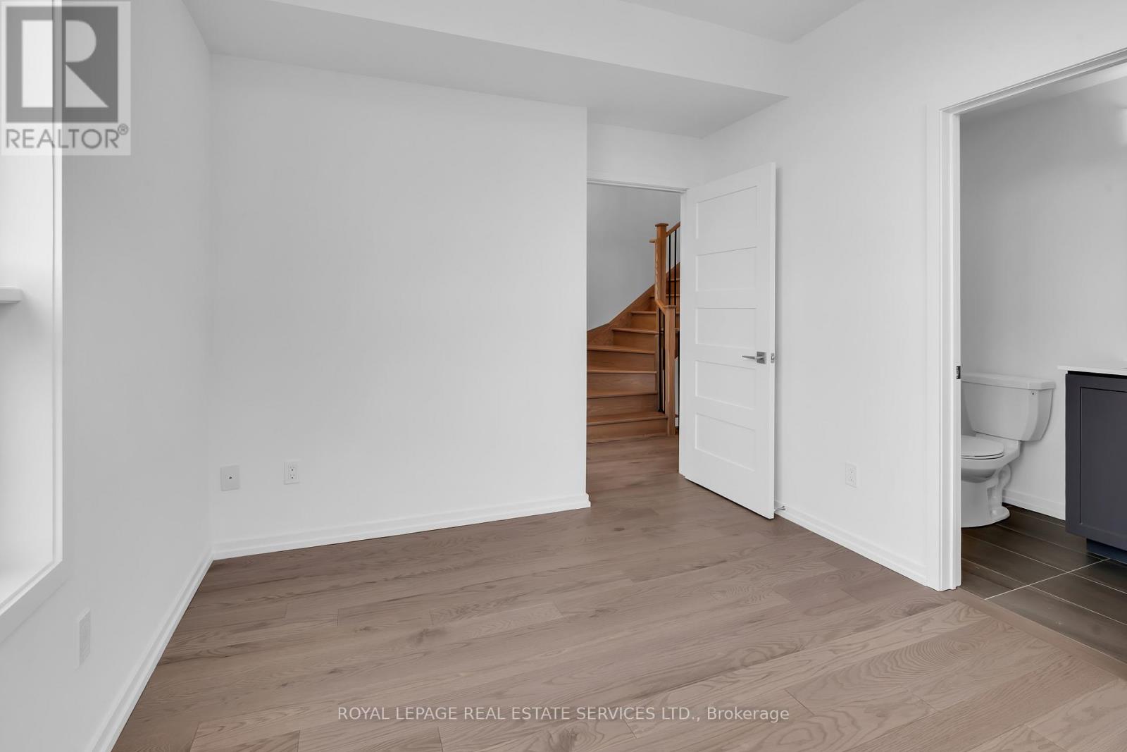 3 - 18 Lytham Green Circle, Newmarket, Ontario  L3Y 0H4 - Photo 29 - N12069073