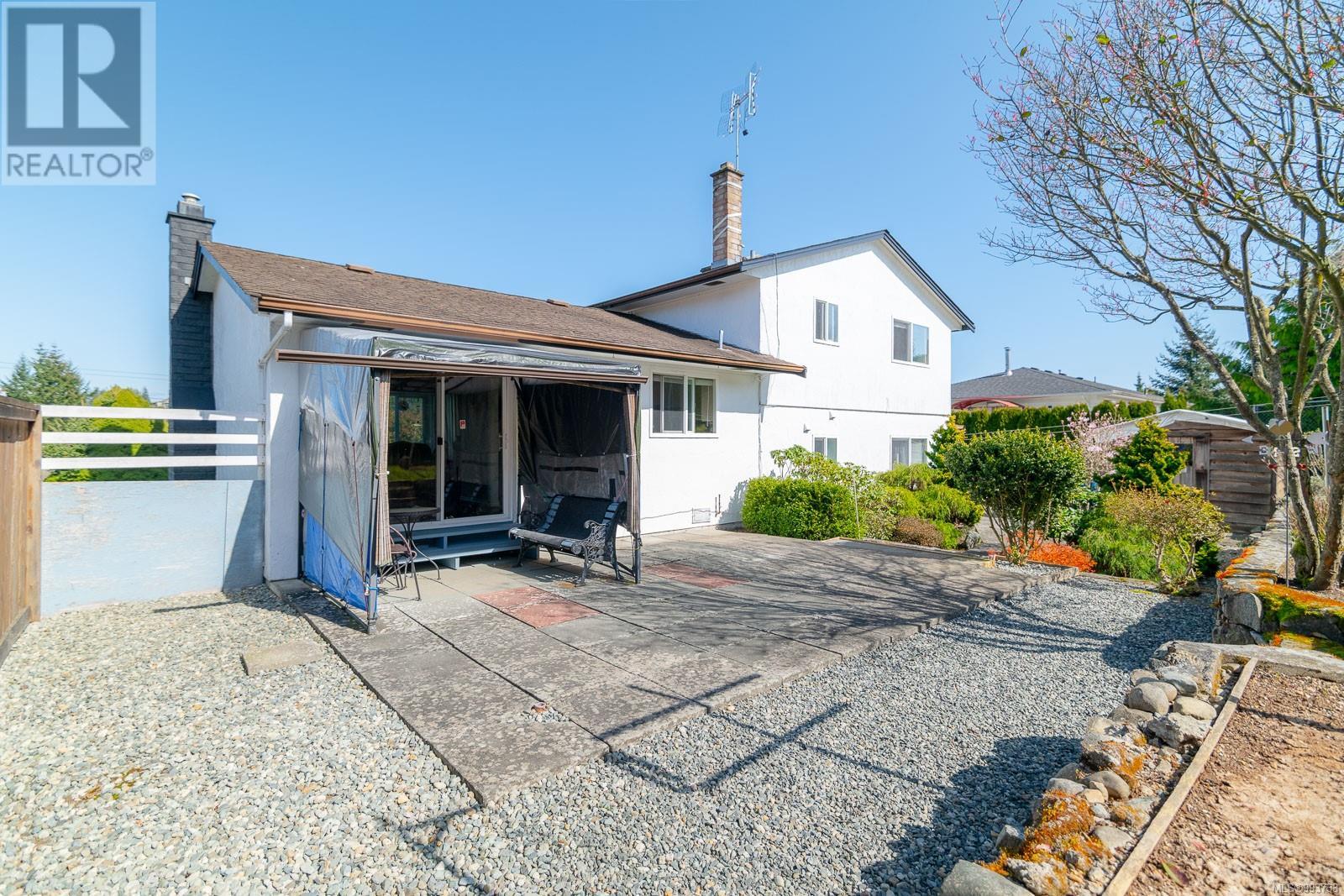 3349 Country Club Dr, Nanaimo, British Columbia  V9T 3B5 - Photo 10 - 993733