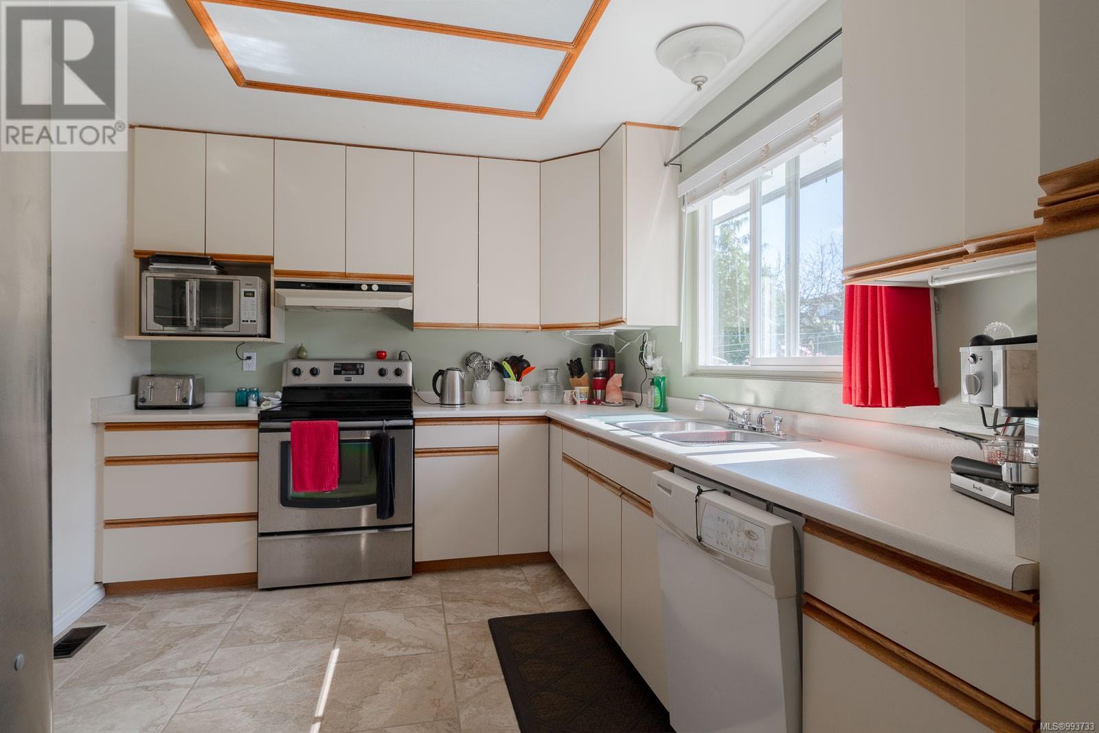 3349 Country Club Dr, Nanaimo, British Columbia  V9T 3B5 - Photo 19 - 993733