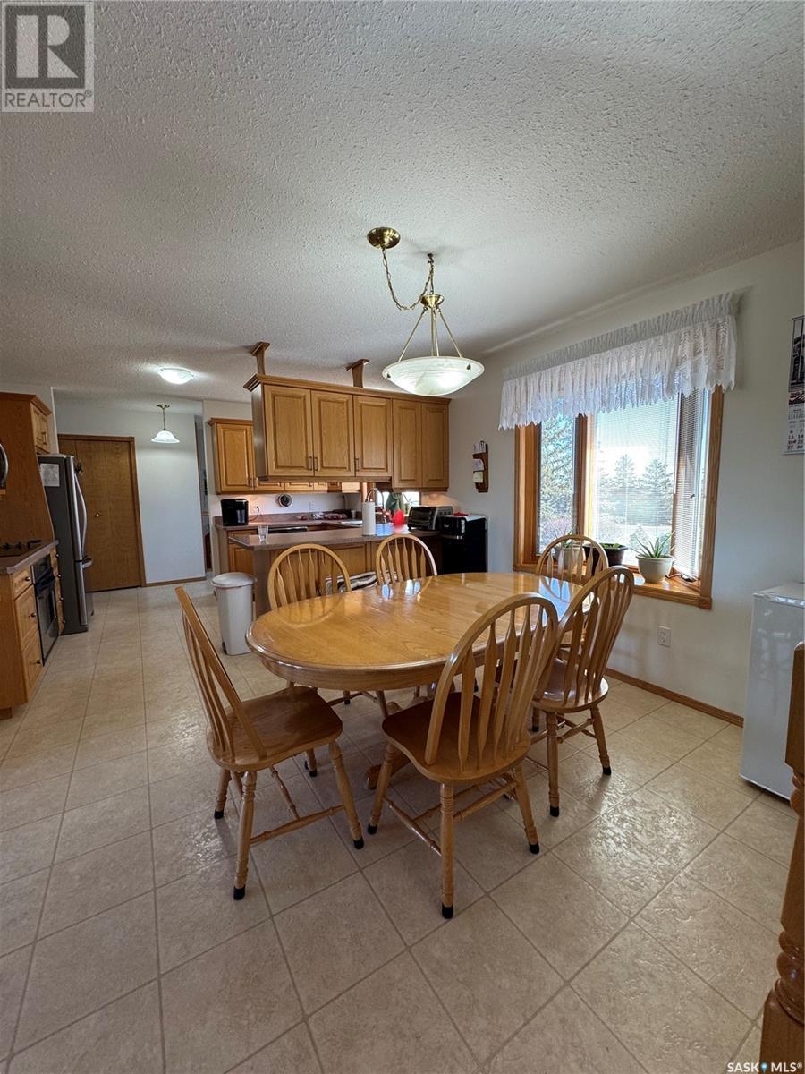 2 Grainland Quarters & Yard Near Gravelbourg, Sk, Gravelbourg Rm No. 104, Saskatchewan  S0H 0A6 - Photo 8 - SK002058