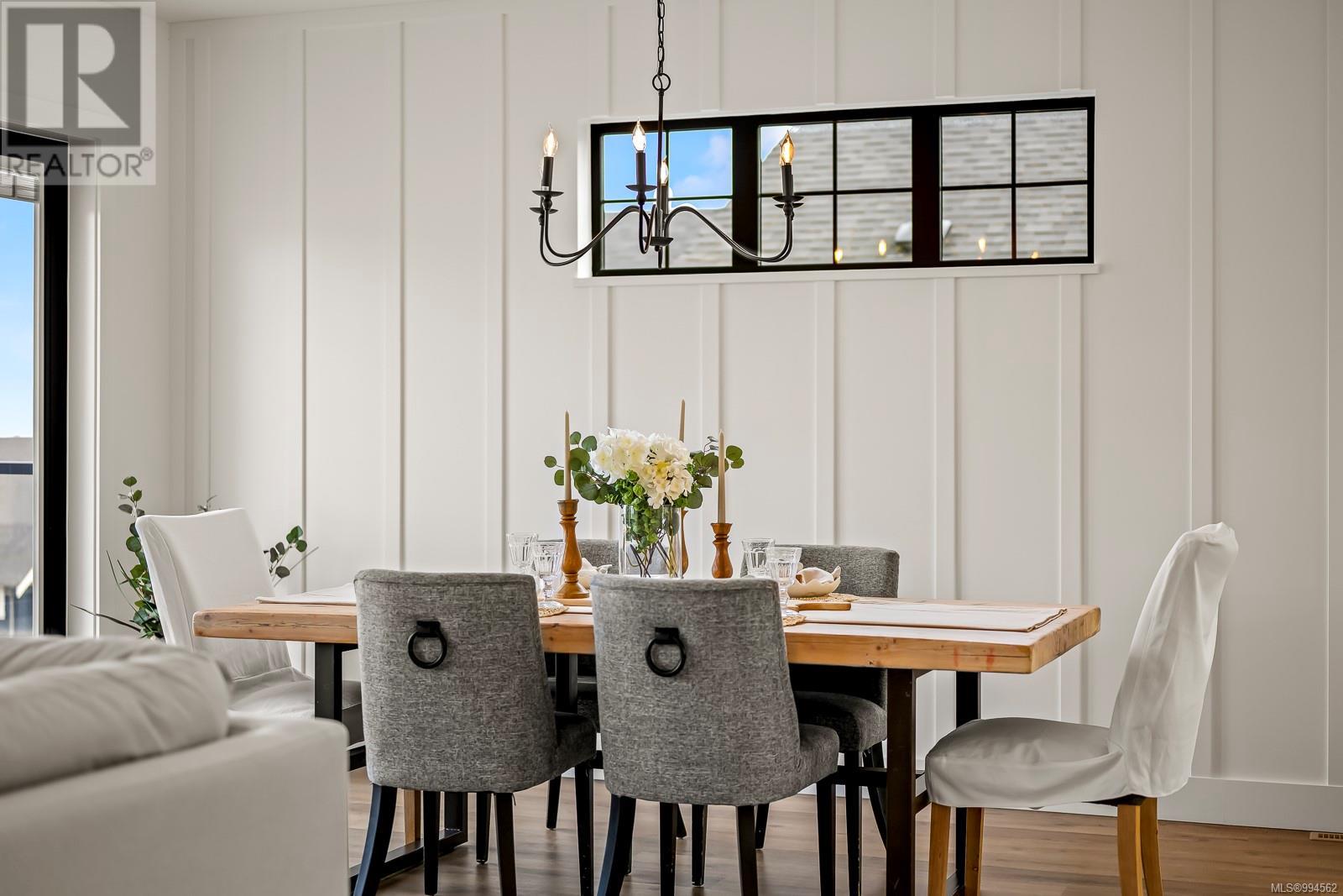 Property at 1371 Crown Isle Blvd image 2