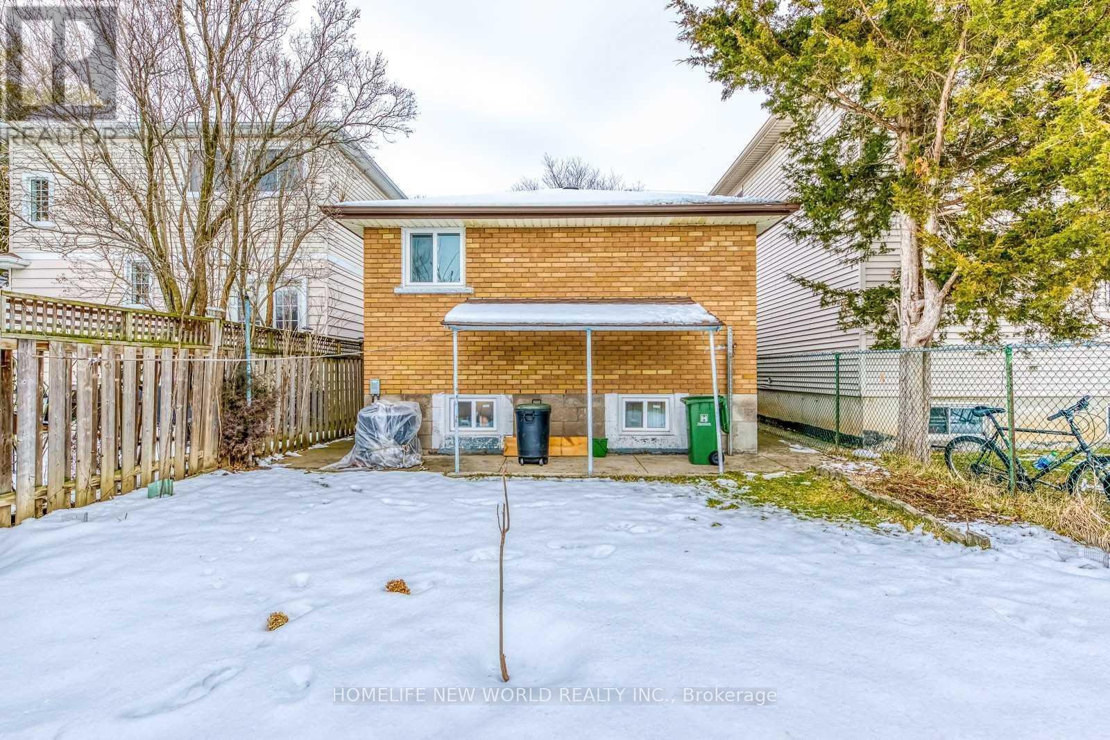15 Holmes Avenue, Hamilton, Ontario  L8S 2K7 - Photo 23 - X12069168