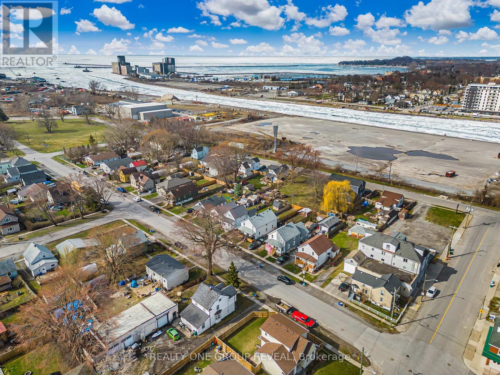160 Fares Street, Port Colborne, Ontario  L3K 1W2 - Photo 22 - X12069178