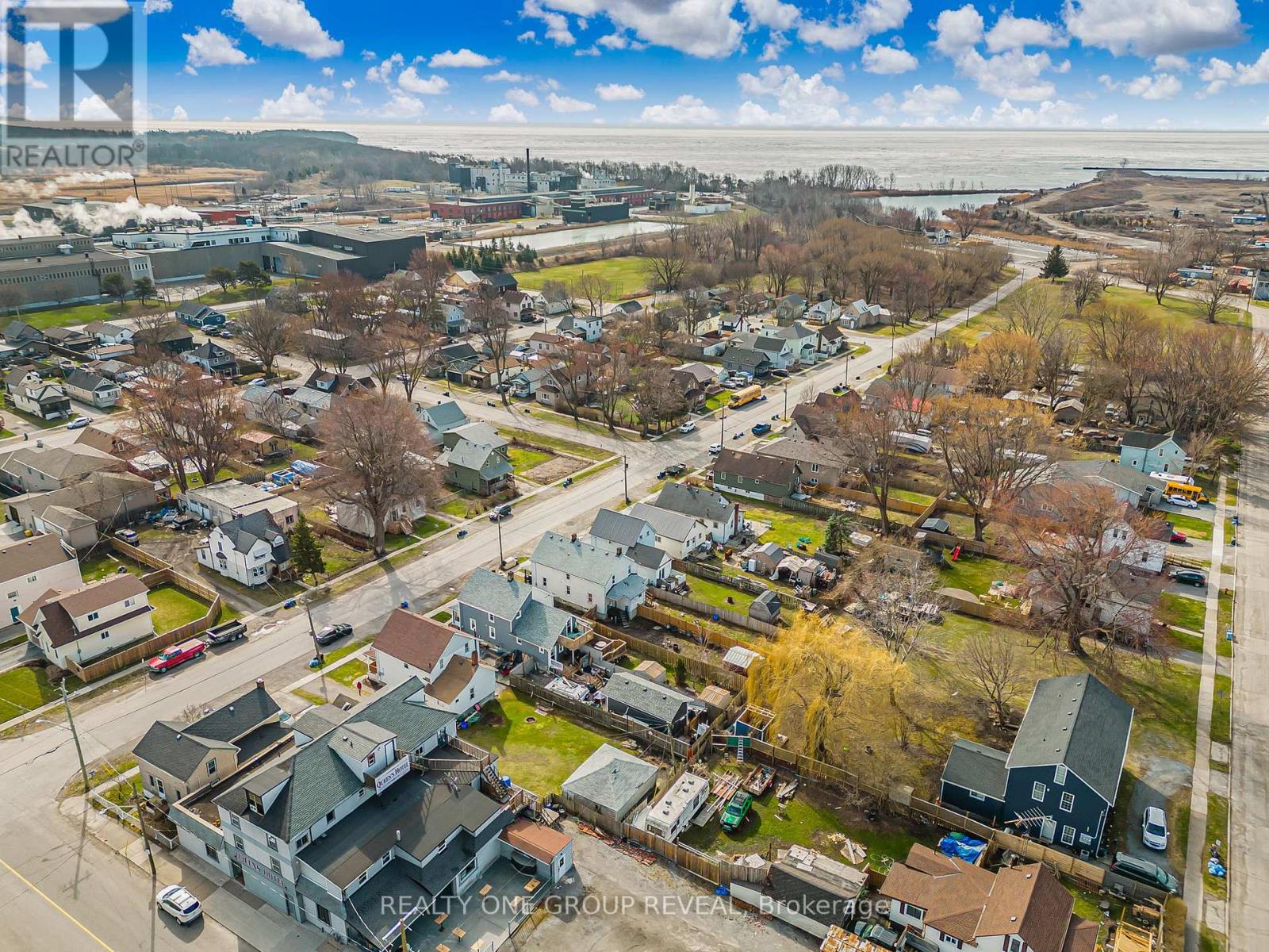 160 Fares Street, Port Colborne, Ontario  L3K 1W2 - Photo 23 - X12069178