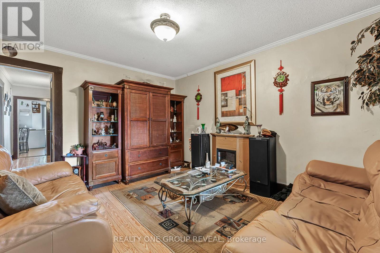 160 Fares Street, Port Colborne, Ontario  L3K 1W2 - Photo 6 - X12069178