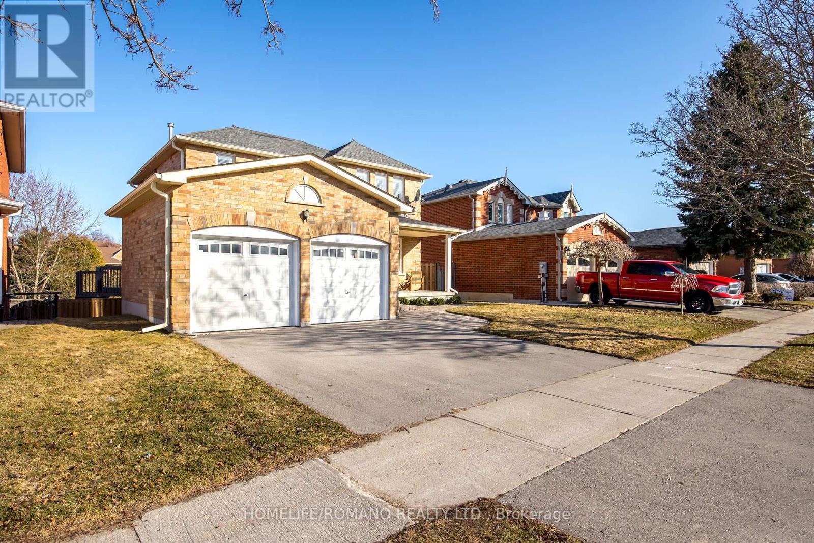 Property at 131 NORTHGATE DRIVE image 3