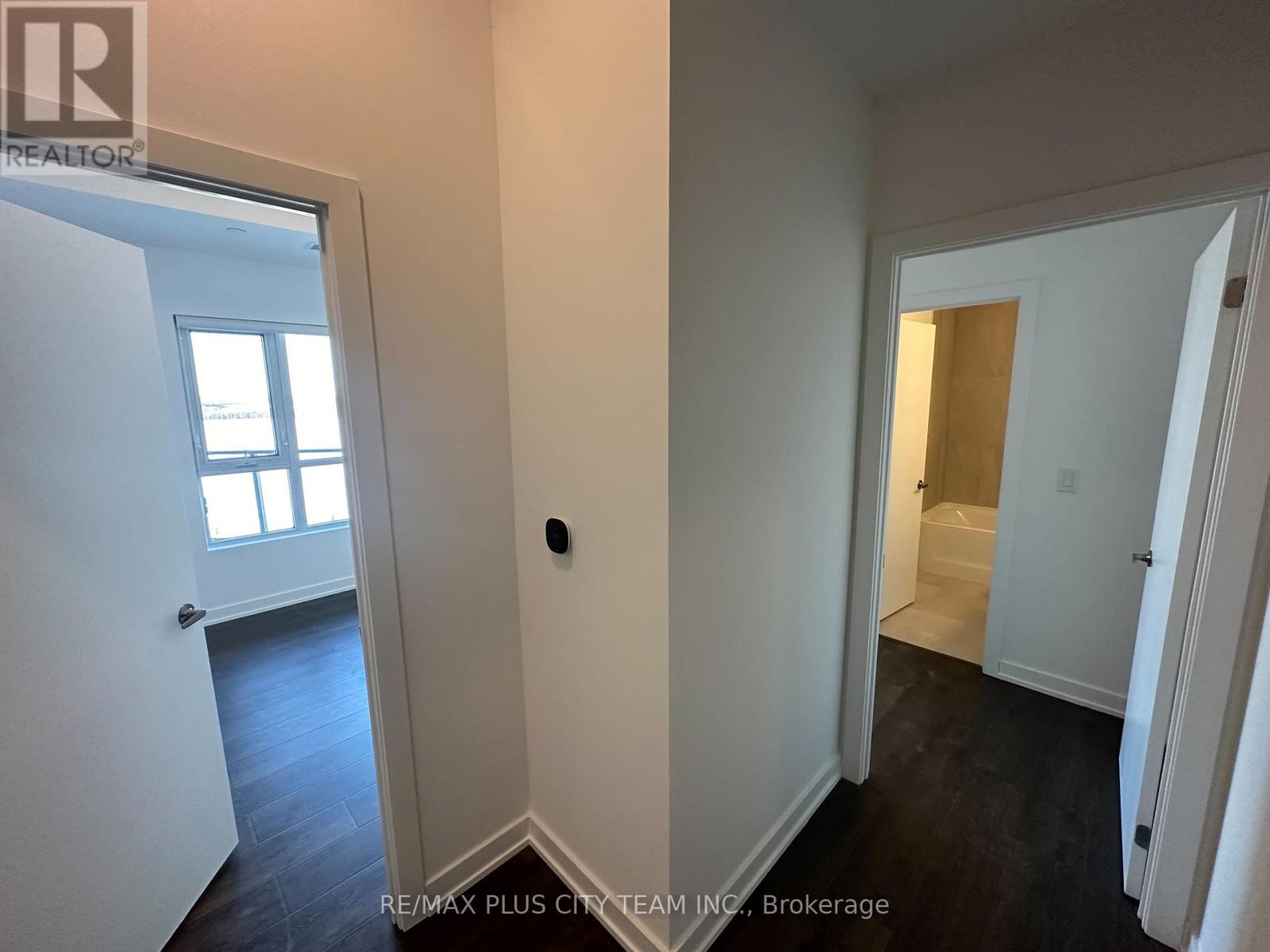 1108 - 56 Lakeside Terrace, Barrie, Ontario  L4M 7B9 - Photo 22 - S12069230
