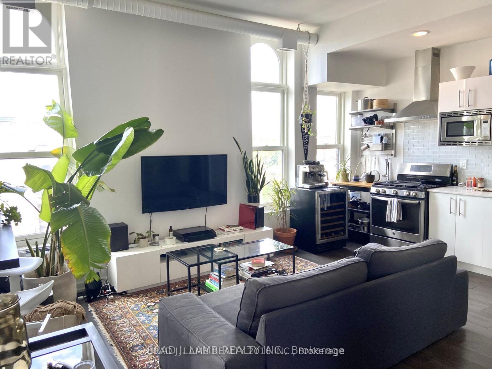 204 - 1496 Queen Street W, Toronto, Ontario  M6K 1M4 - Photo 2 - W12069222