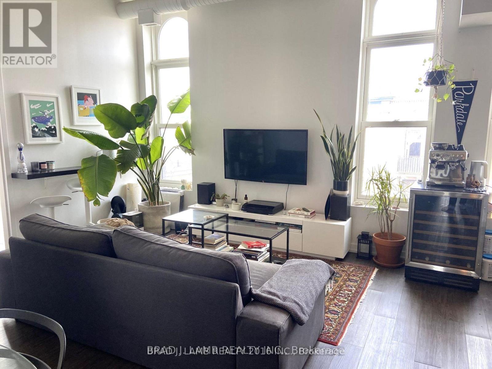 204 - 1496 Queen Street W, Toronto, Ontario  M6K 1M4 - Photo 5 - W12069222