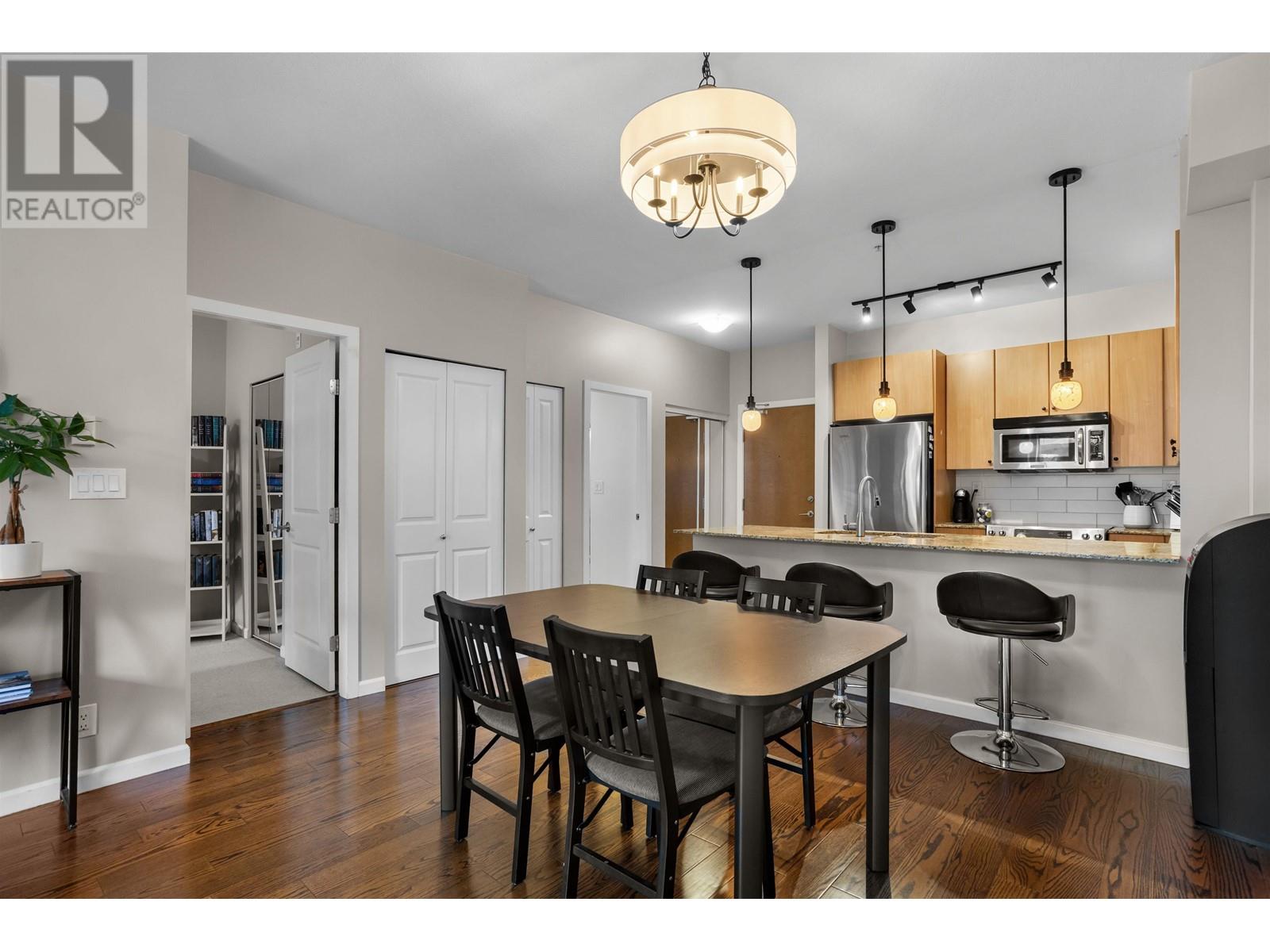 103 275 Ross Drive, New Westminster, British Columbia  V3L 0B6 - Photo 8 - R2985703