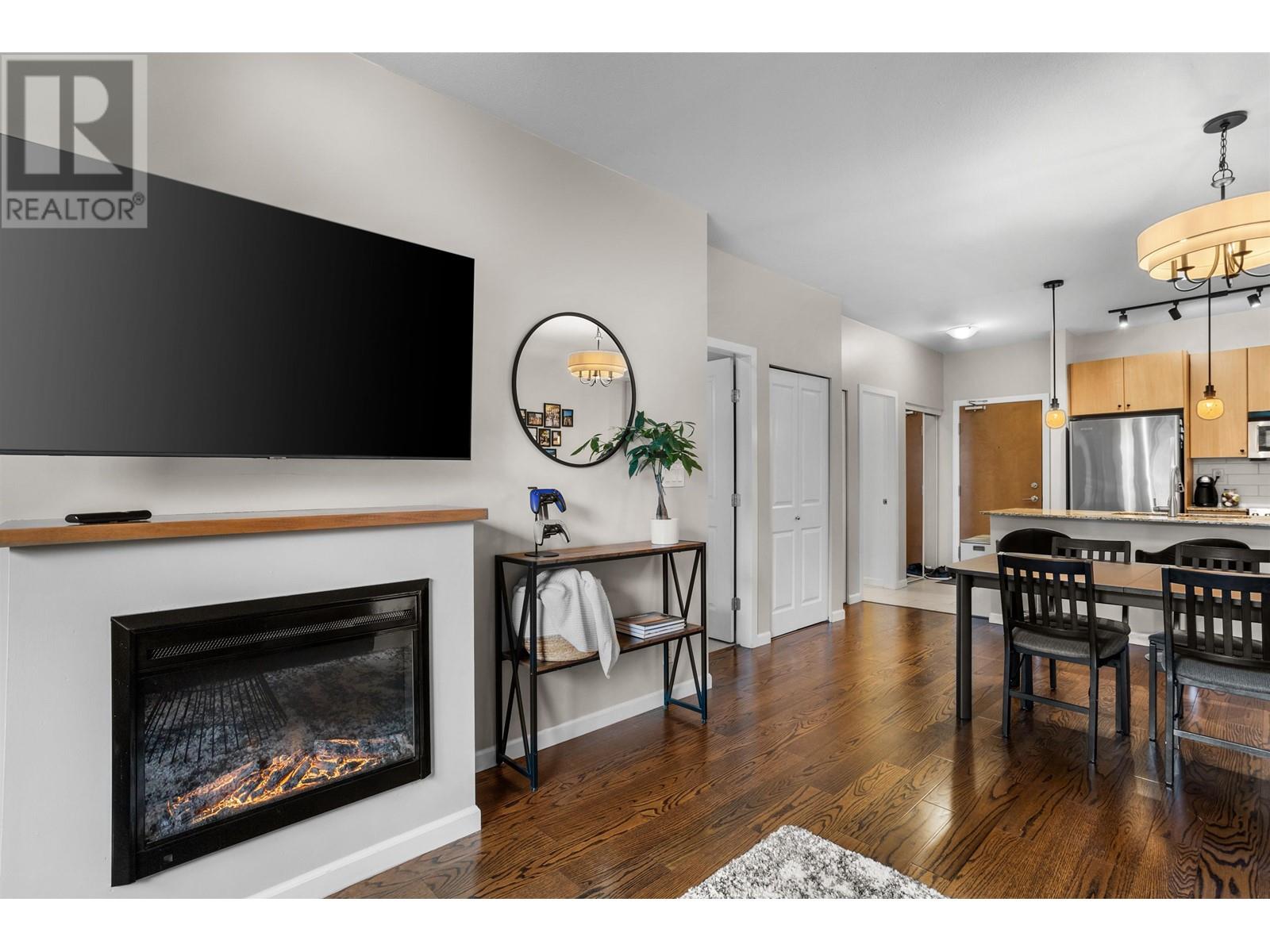 103 275 Ross Drive, New Westminster, British Columbia  V3L 0B6 - Photo 5 - R2985703