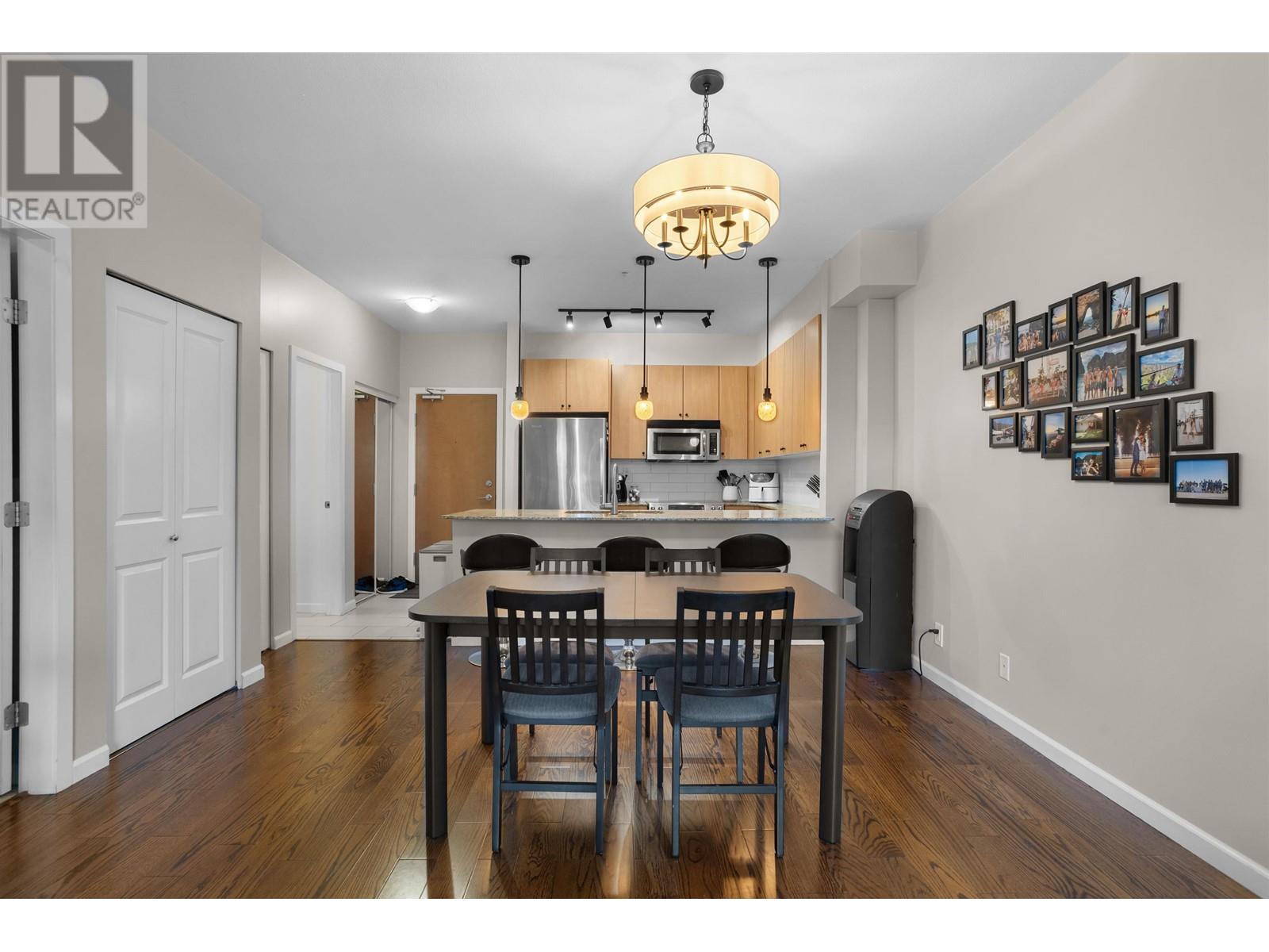 103 275 Ross Drive, New Westminster, British Columbia  V3L 0B6 - Photo 9 - R2985703