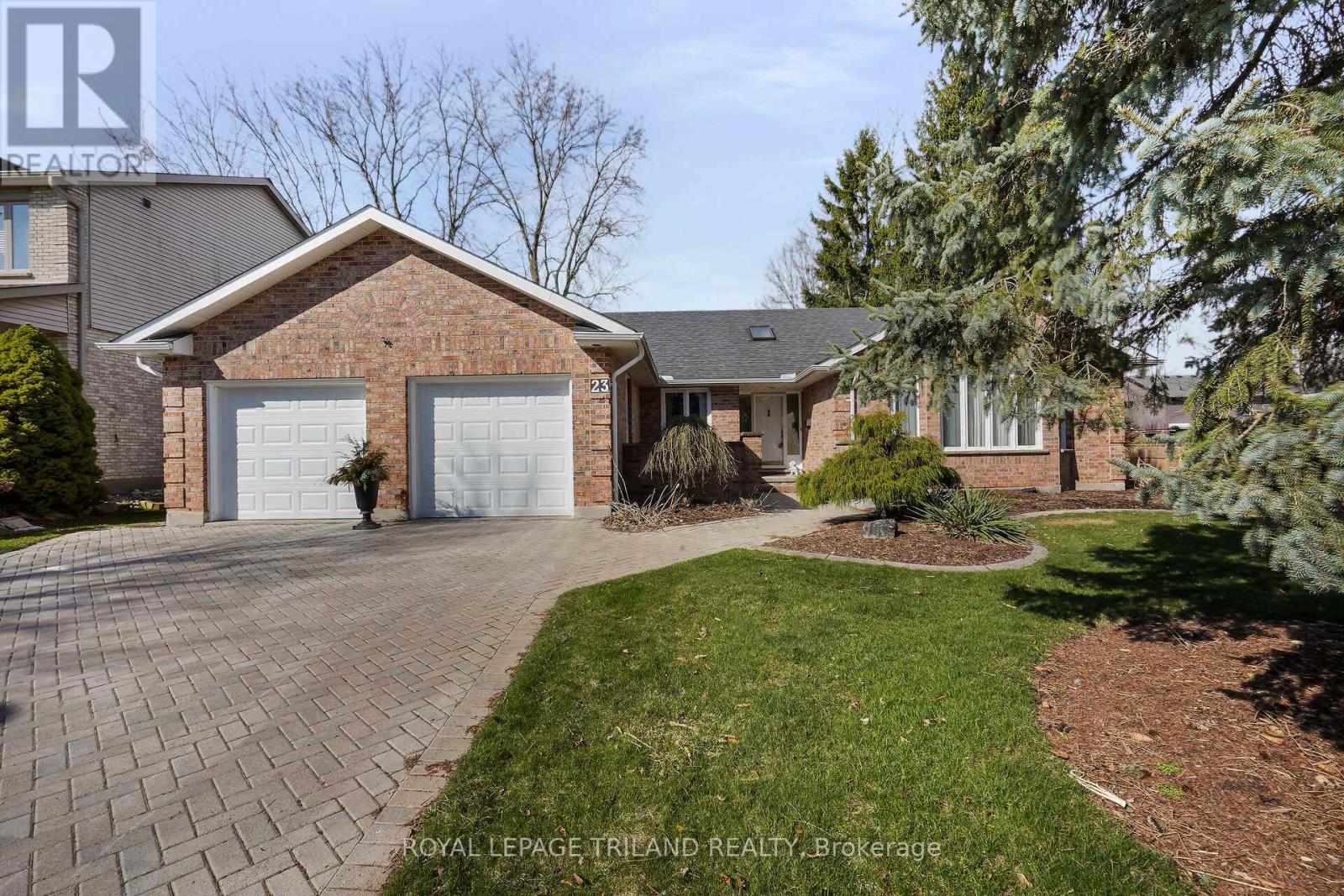 23 Muskoka Crescent