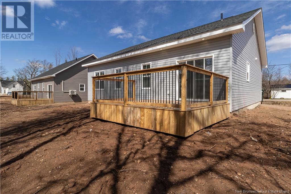 13 Hood Street, Petitcodiac, New Brunswick  E4Z 4K1 - Photo 3 - NB110868