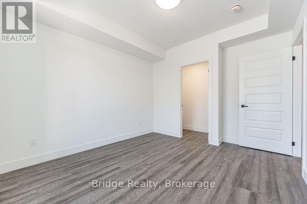 201 - 107 Roger Street N, Waterloo, Ontario  N2J 0G3 - Photo 10 - X12069274