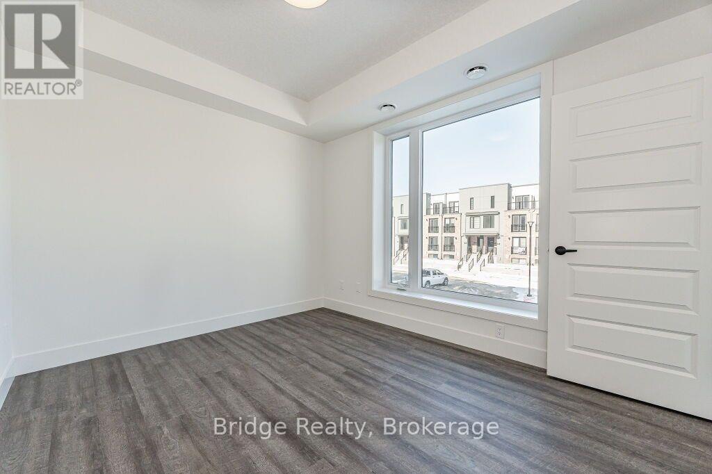 201 - 107 Roger Street N, Waterloo, Ontario  N2J 0G3 - Photo 12 - X12069274