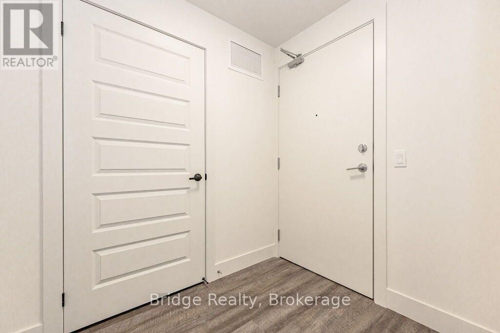 201 - 107 Roger Street N, Waterloo, Ontario  N2J 0G3 - Photo 17 - X12069274