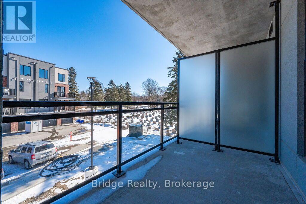 201 - 107 Roger Street N, Waterloo, Ontario  N2J 0G3 - Photo 20 - X12069274