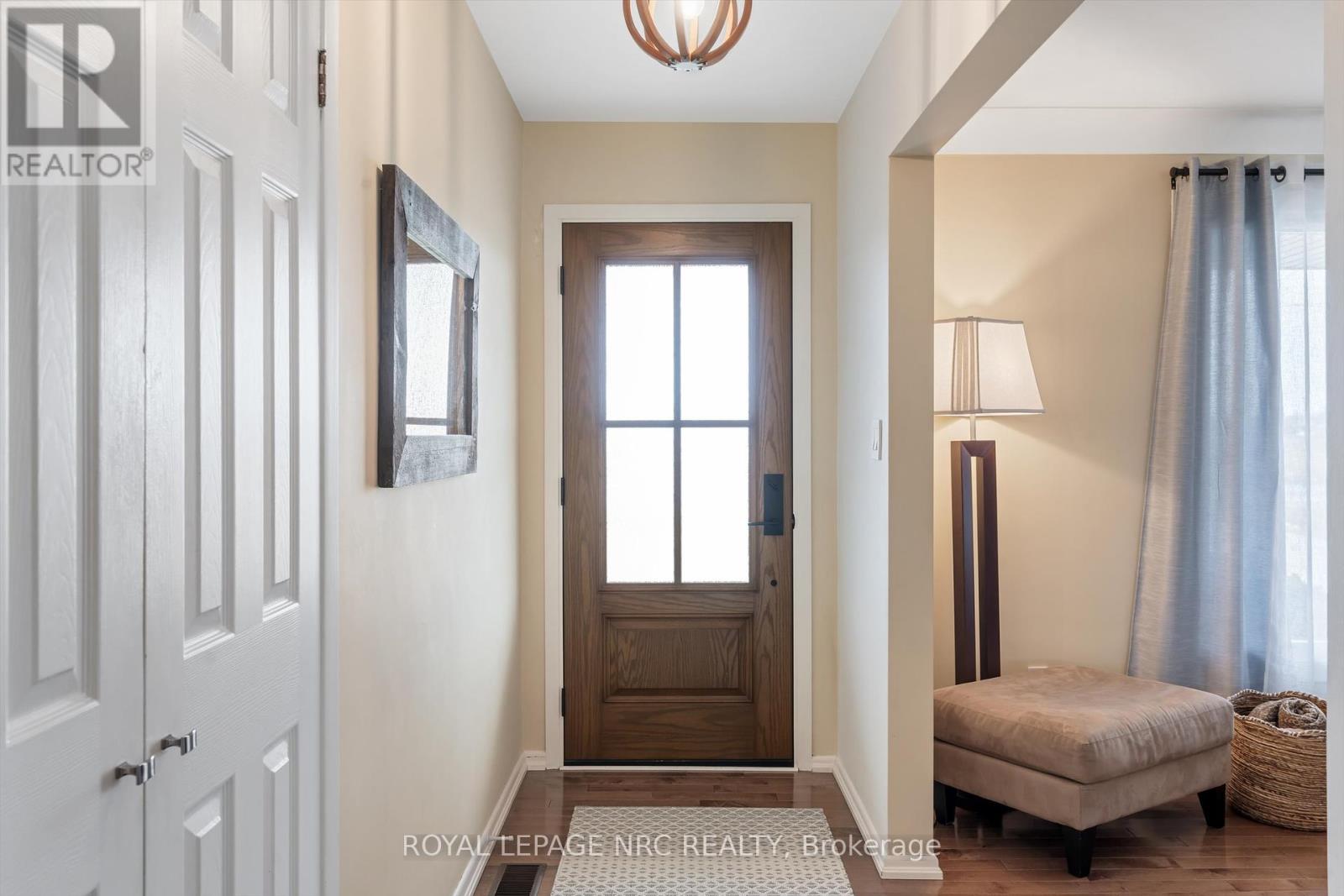 2207 Seventh Street, St. Catharines, Ontario  L2R 6P7 - Photo 11 - X12069283