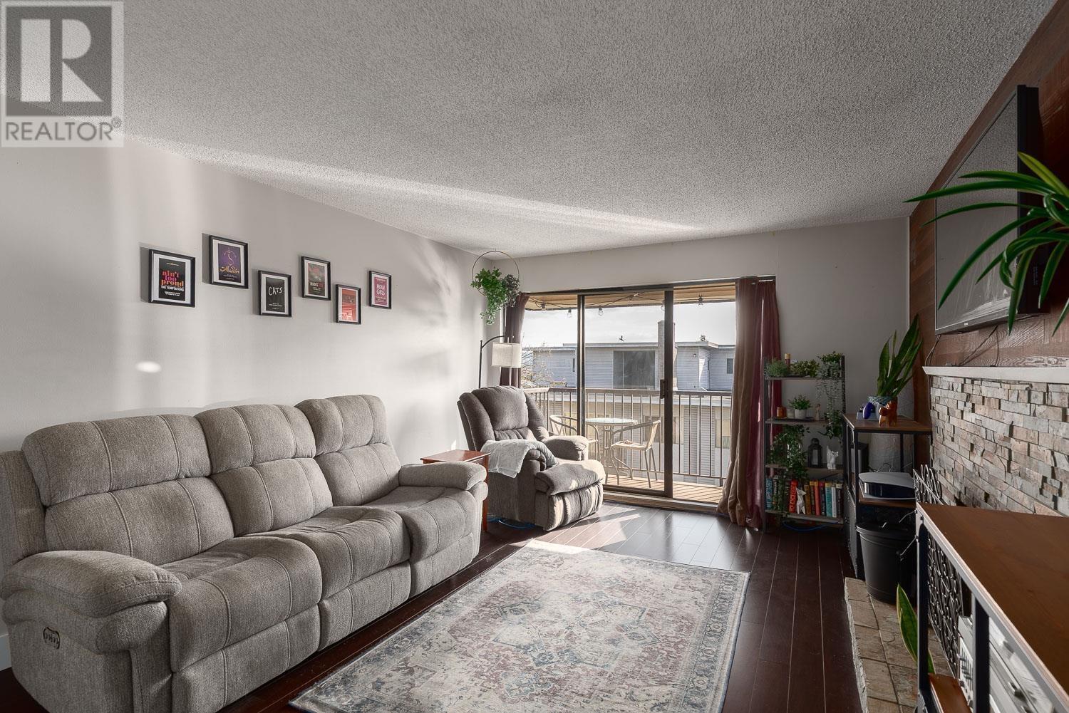 307 466 E Eighth Avenue, New Westminster, British Columbia  V3L 4L2 - Photo 8 - R2987507