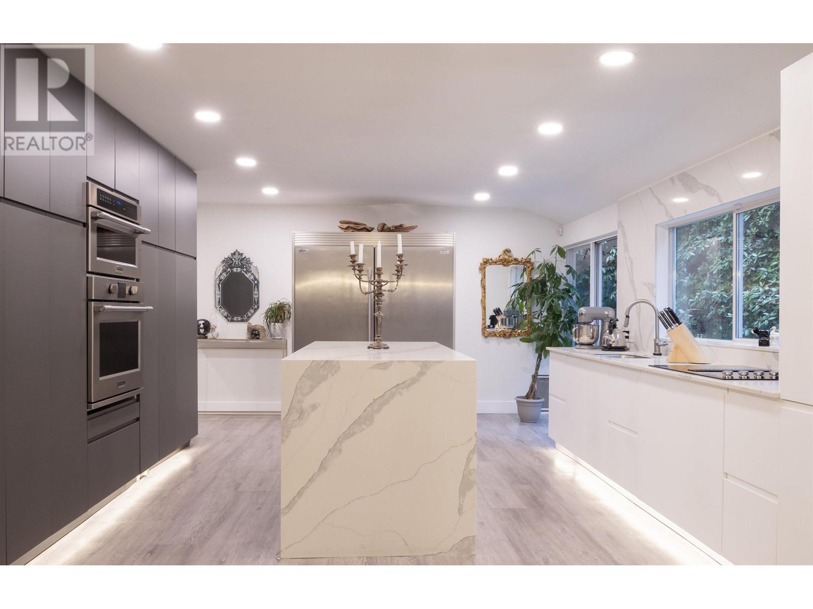 335 Southborough Drive, West Vancouver, British Columbia  V7S 1L9 - Photo 8 - R2987525