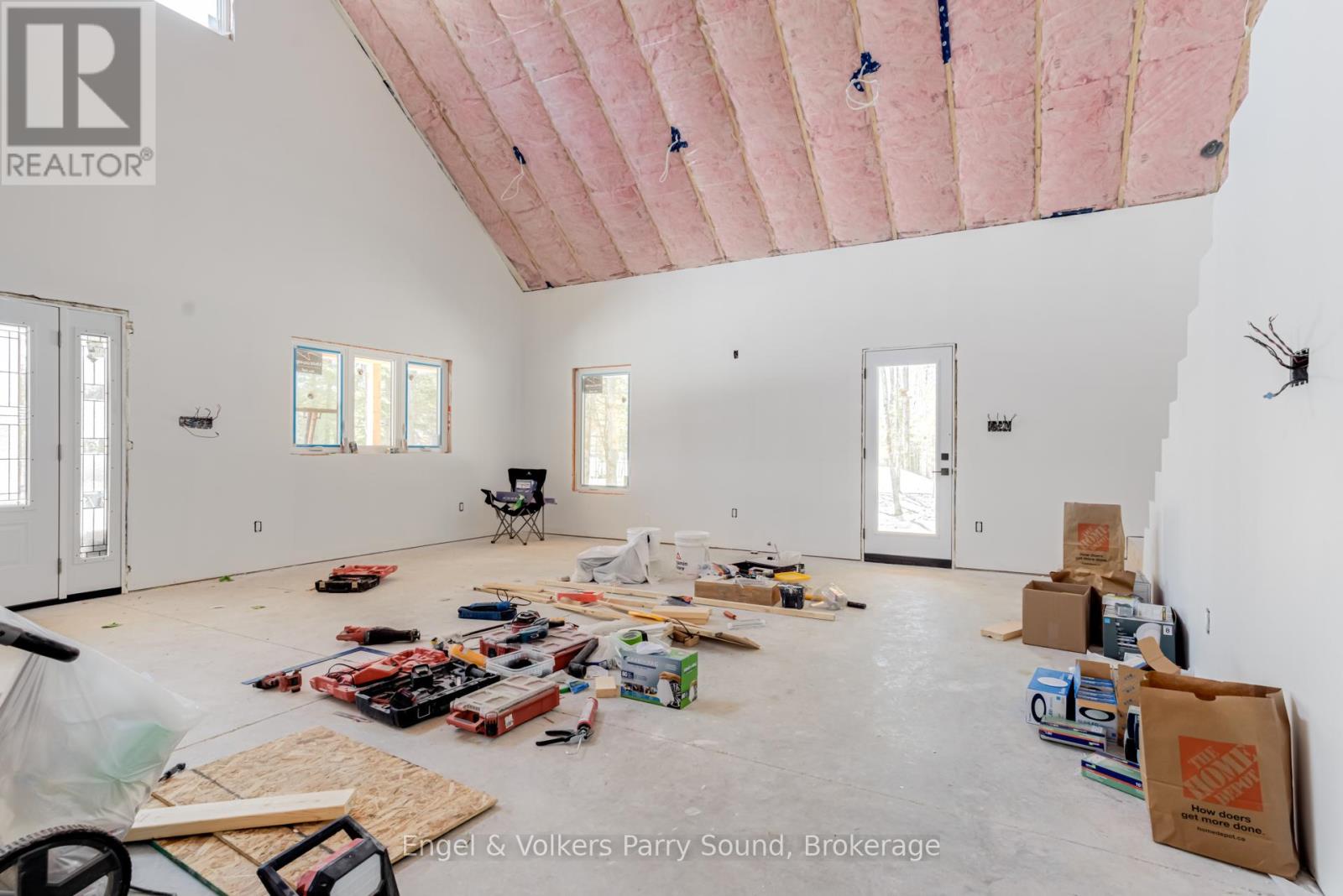 16 Lake Forest Drive, Mcdougall, Ontario  P2A 2W9 - Photo 6 - X12069264