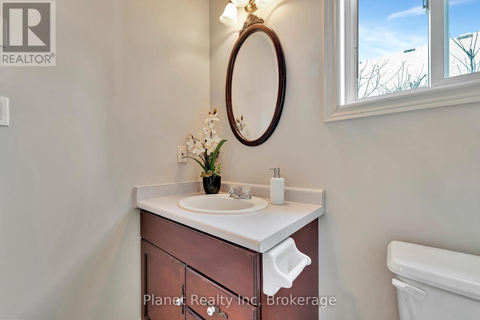 51 Cherry Blossom Circle, Guelph, Ontario  N1G 4X7 - Photo 23 - X12069292