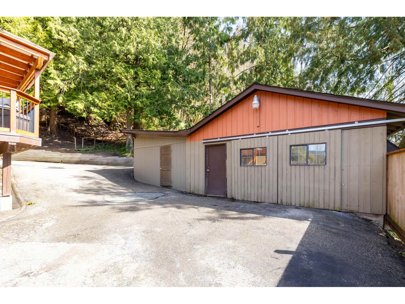 47251 Chilliwack Lake Road, Chilliwack River Valley, Chilliwack, British Columbia  V2R 4N3 - Photo 31 - R2986223