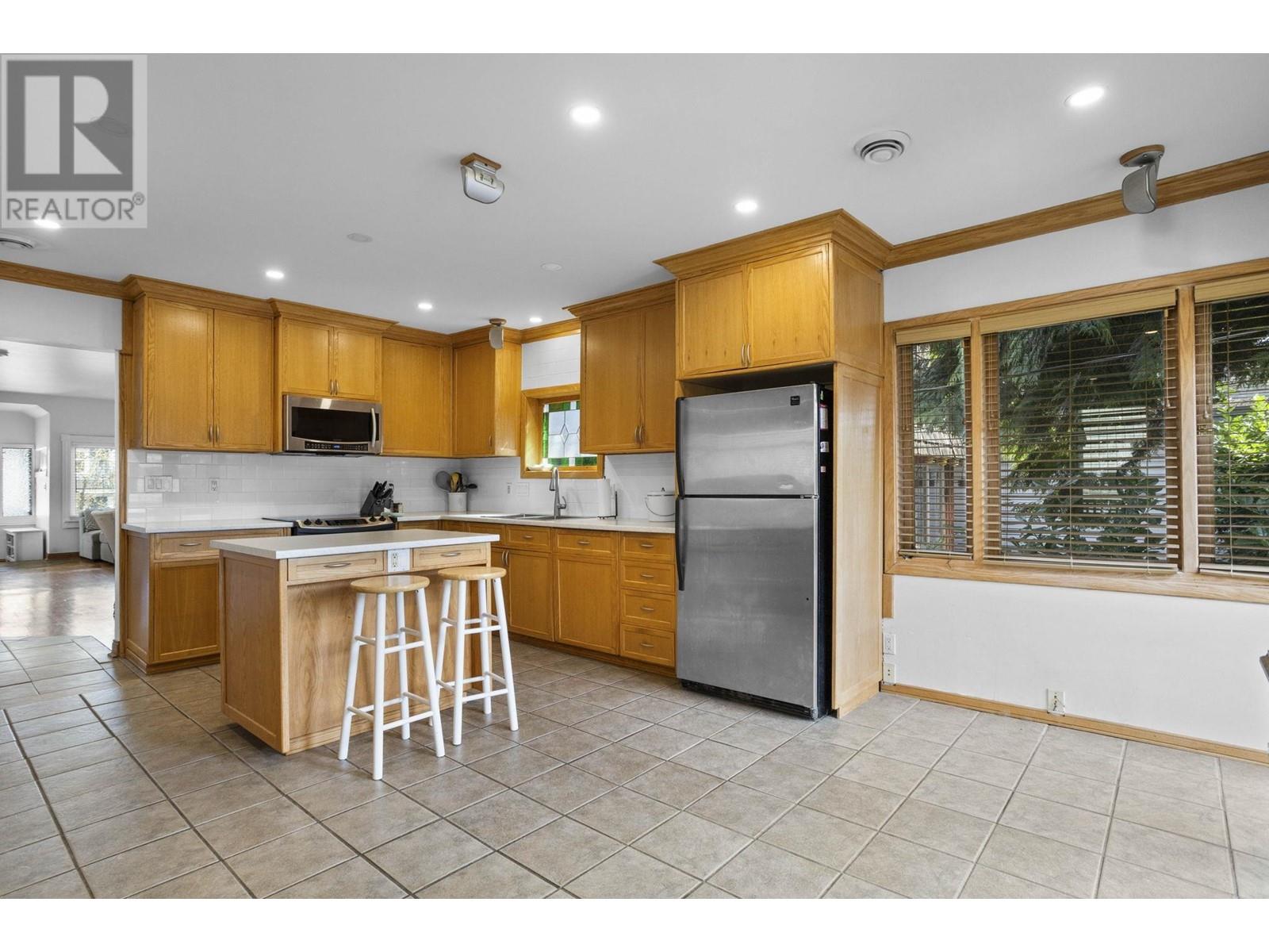 824 Scott Street, New Westminster, British Columbia  V3L 4T8 - Photo 10 - R2987508