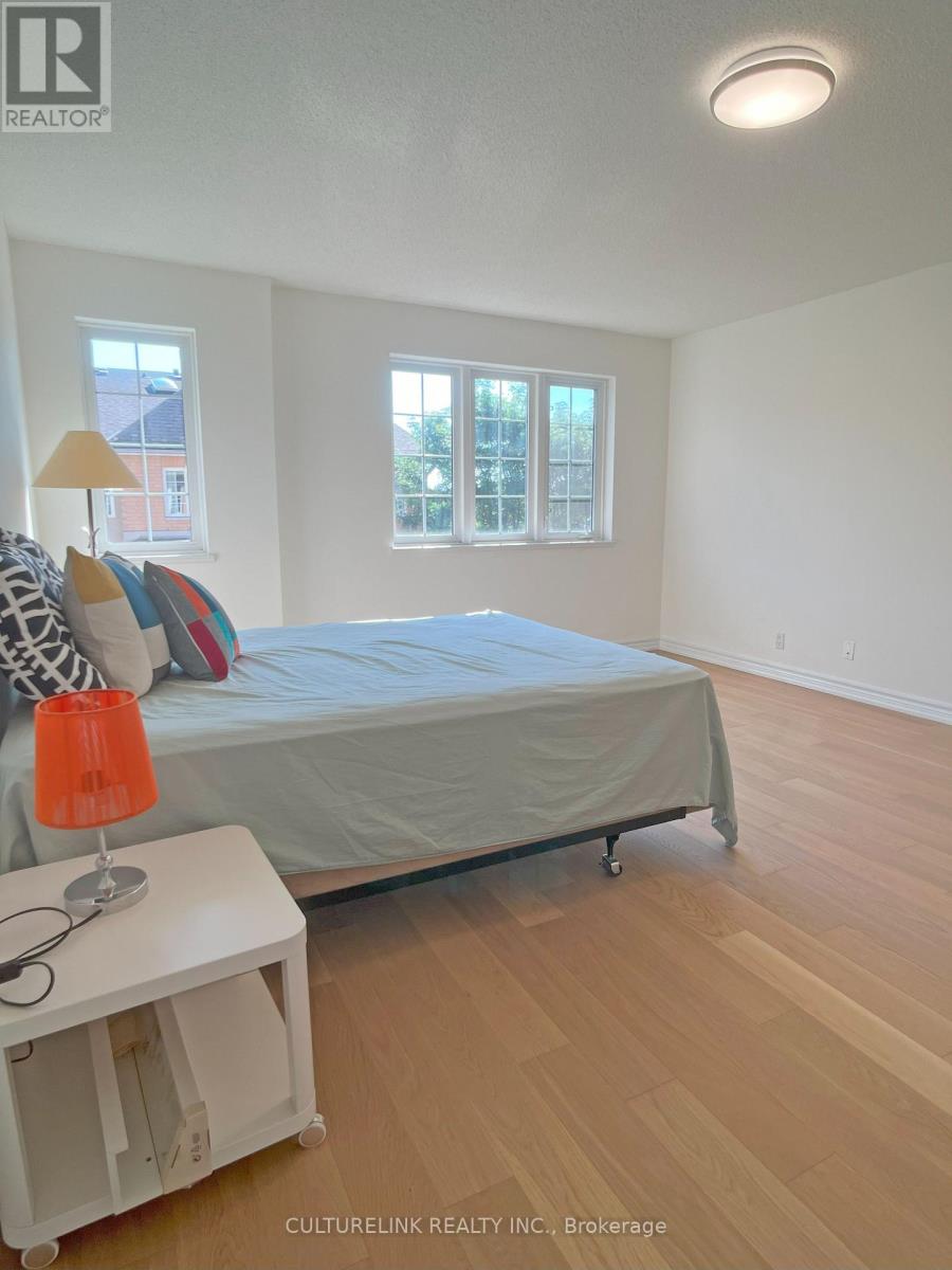 1502 - 28 Sommerset Way, Toronto, Ontario  M2N 6W7 - Photo 11 - C12069252
