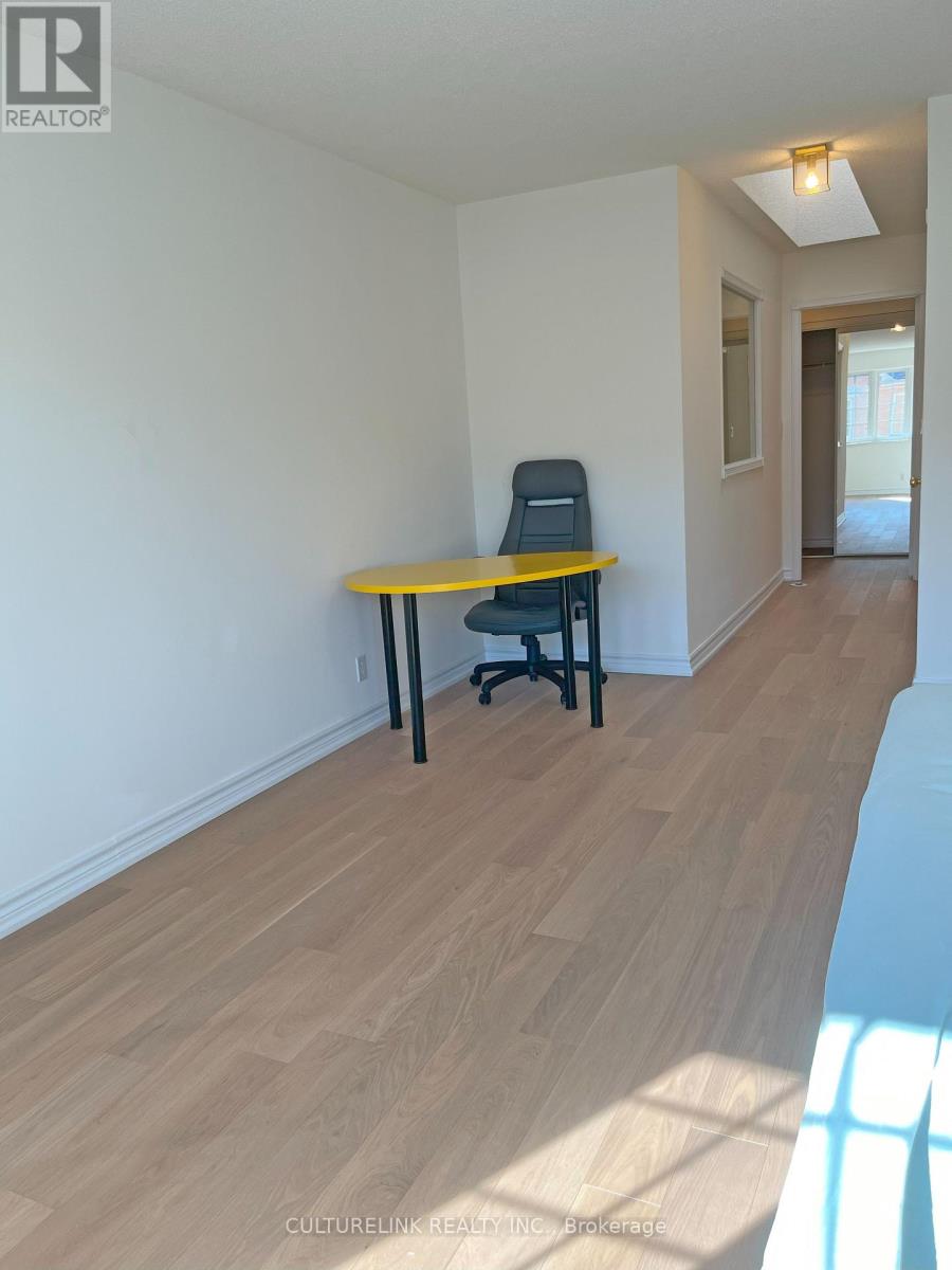 1502 - 28 Sommerset Way, Toronto, Ontario  M2N 6W7 - Photo 13 - C12069252