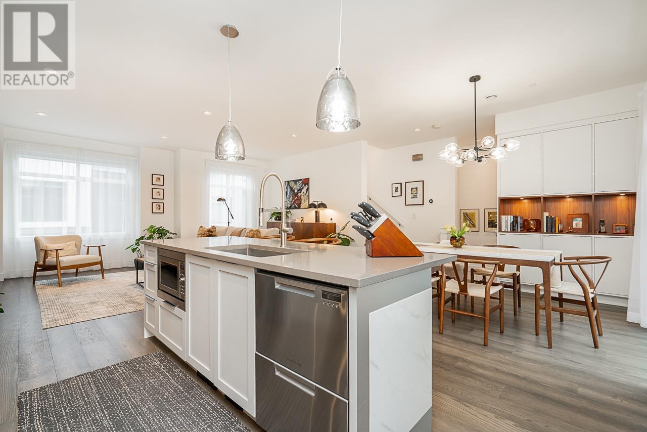 16 3535 Princeton Avenue, Coquitlam, British Columbia  V3E 0P1 - Photo 6 - R2984667