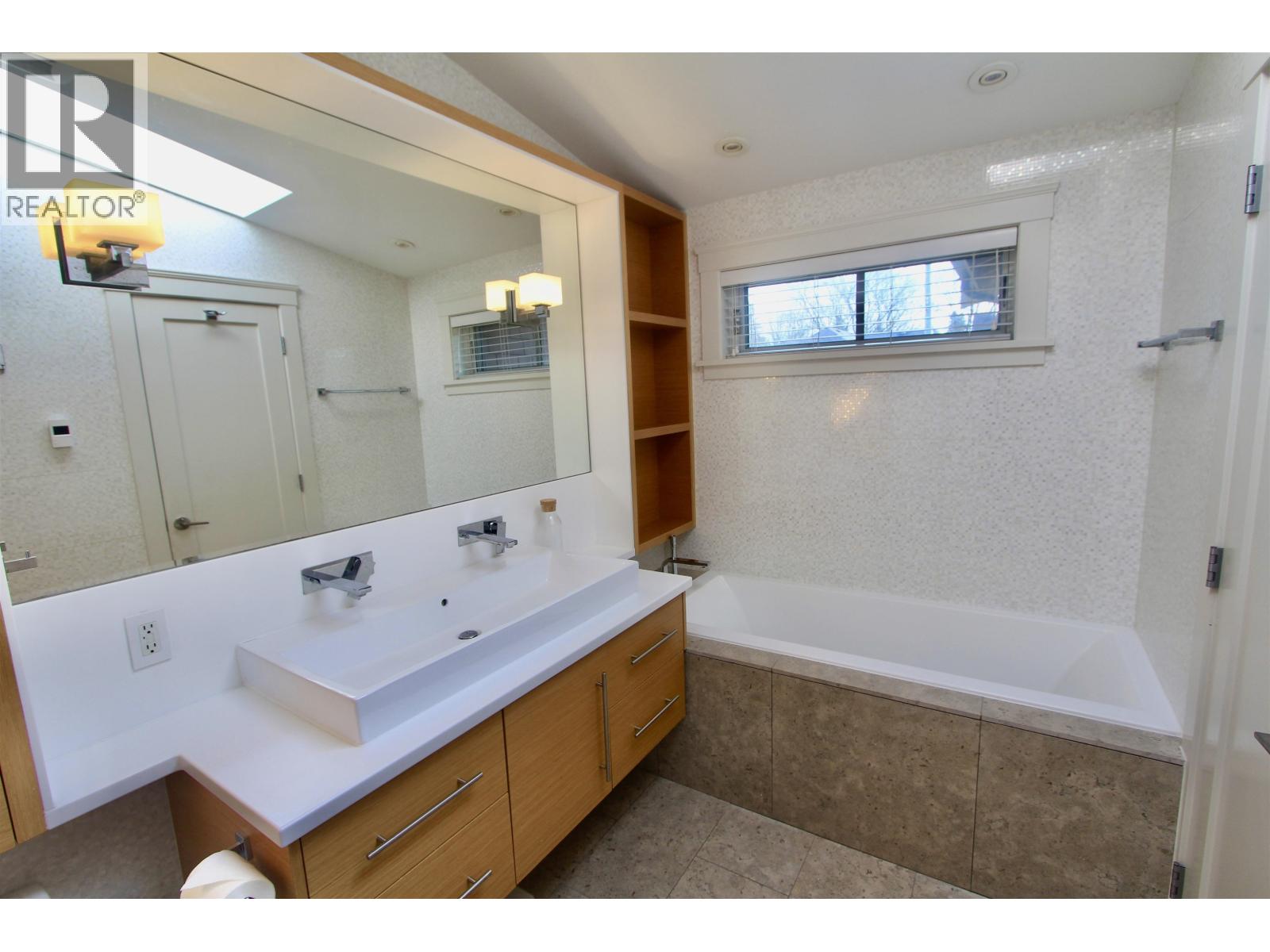 1842 W 12th Avenue, Vancouver, British Columbia  V6J 2E8 - Photo 20 - R2987505