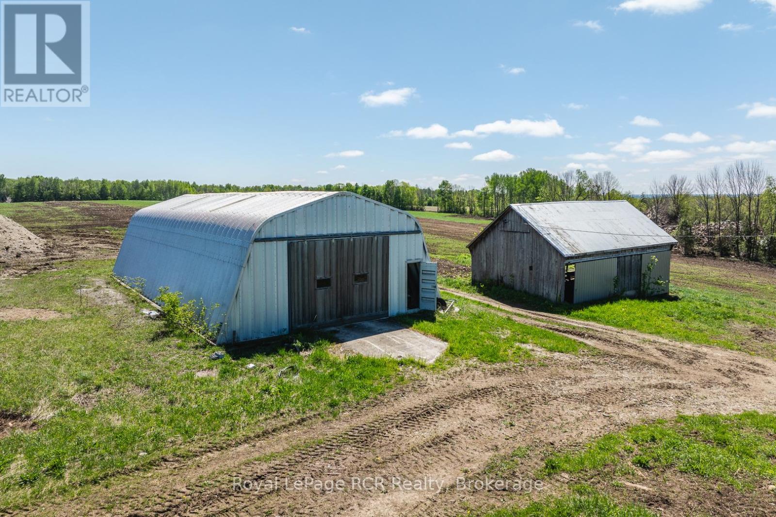 521106 12 Ndr Concession, West Grey, Ontario  N0G 1S0 - Photo 24 - X12048910