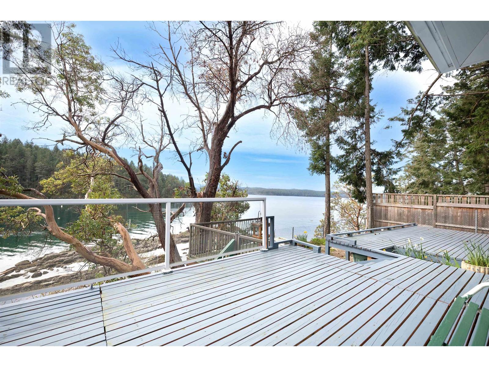Property at 246 LEIGHTON LANE image 3