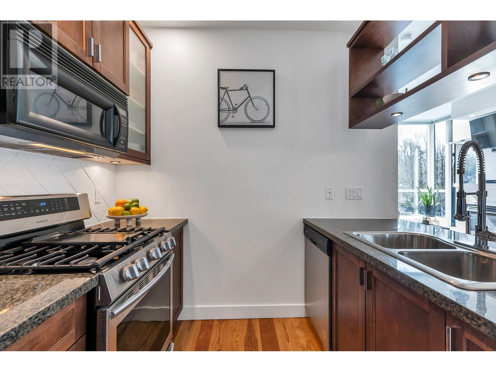 306 2515 Ontario Street, Vancouver, British Columbia  V5T 4V4 - Photo 6 - R2986304