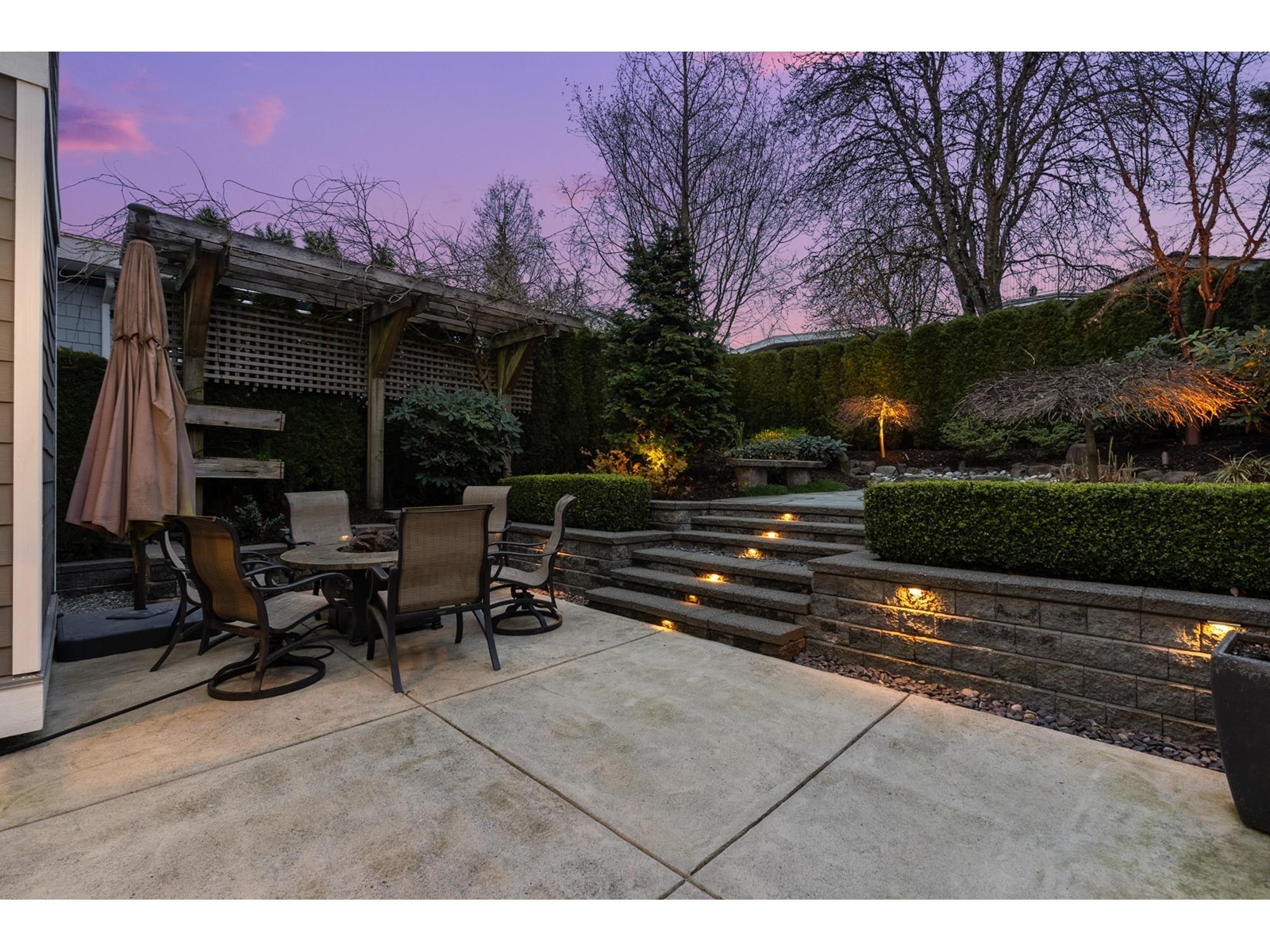 Property at 838 HABGOOD STREET image 3