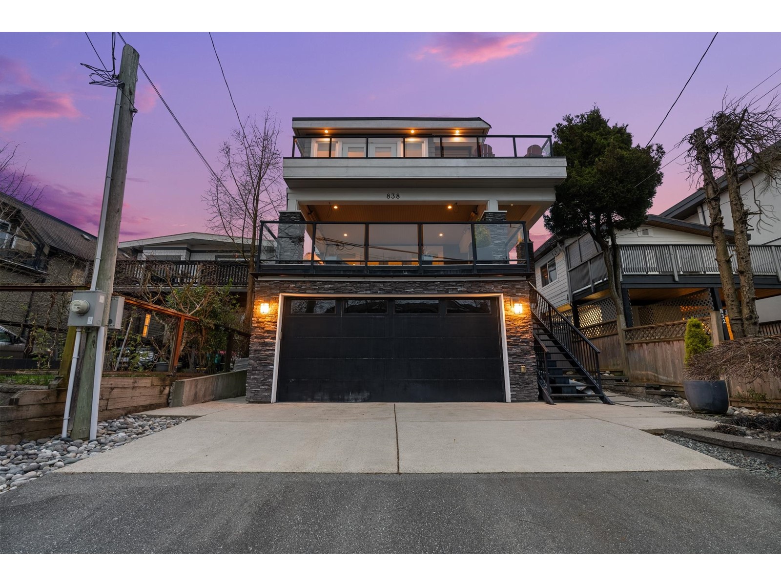 Property at 838 HABGOOD STREET image 4