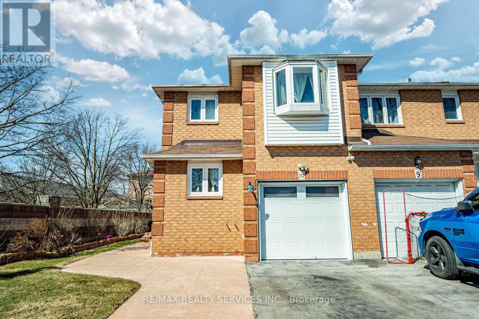 10 - 10 SHIRLEY PLACE, Brampton, Ontario