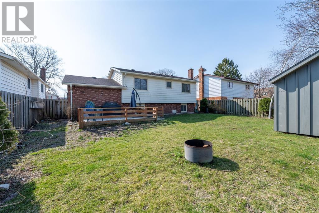 Property at 1254 ERROL ROAD East image 5