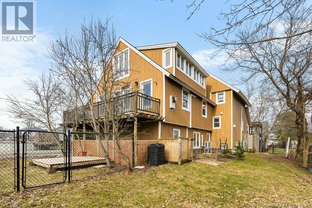 Property at 96 Third Avenue image 4