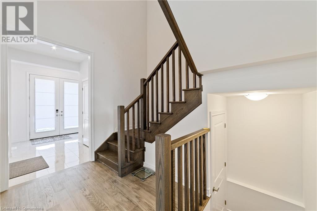 Property at 58 HALO STREET Street image 5