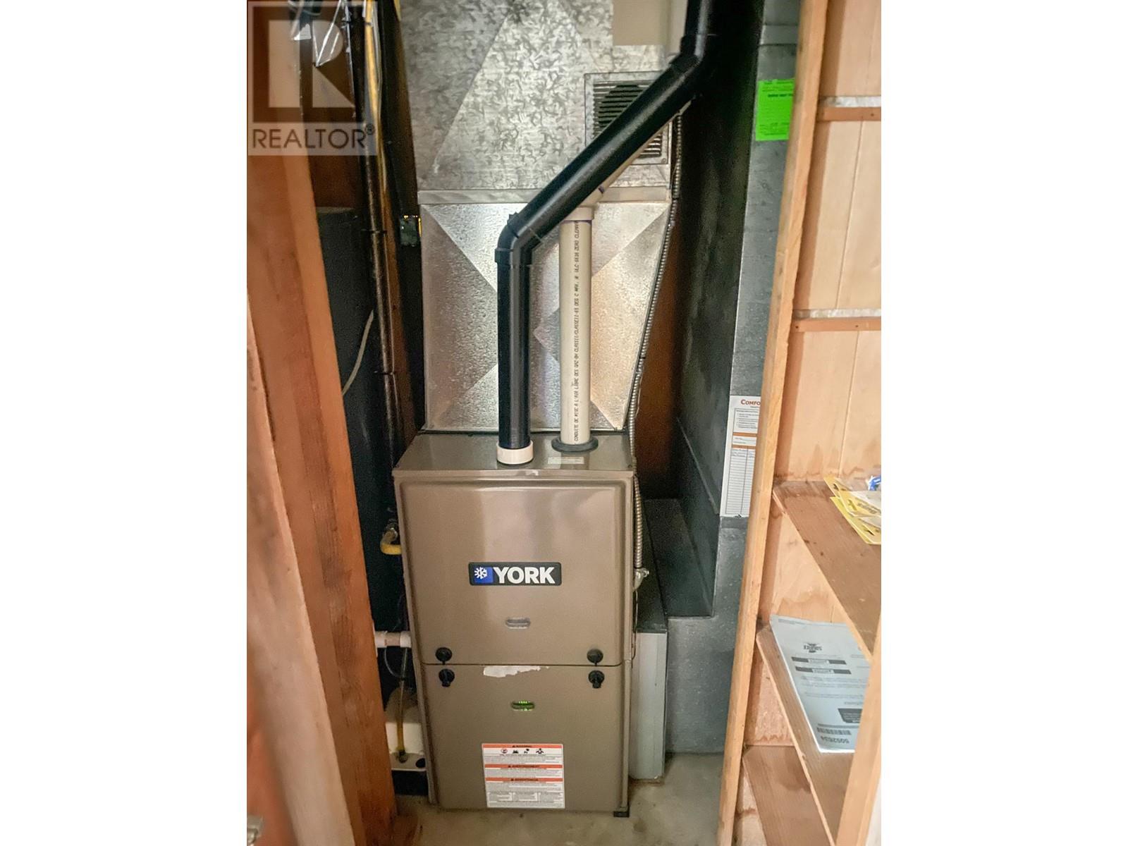 958 Stockwell Avenue, Kelowna, British Columbia  V1Y 6W2 - Photo 25 - 10342414