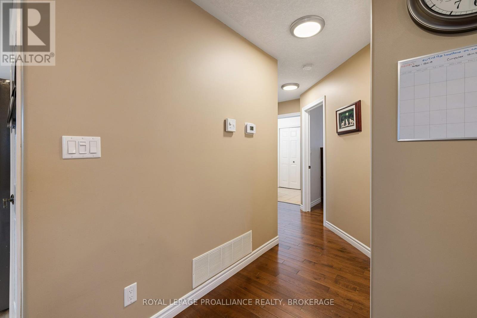 166 Macdougall Drive, Loyalist, Ontario  K7N 0A2 - Photo 14 - X12069500