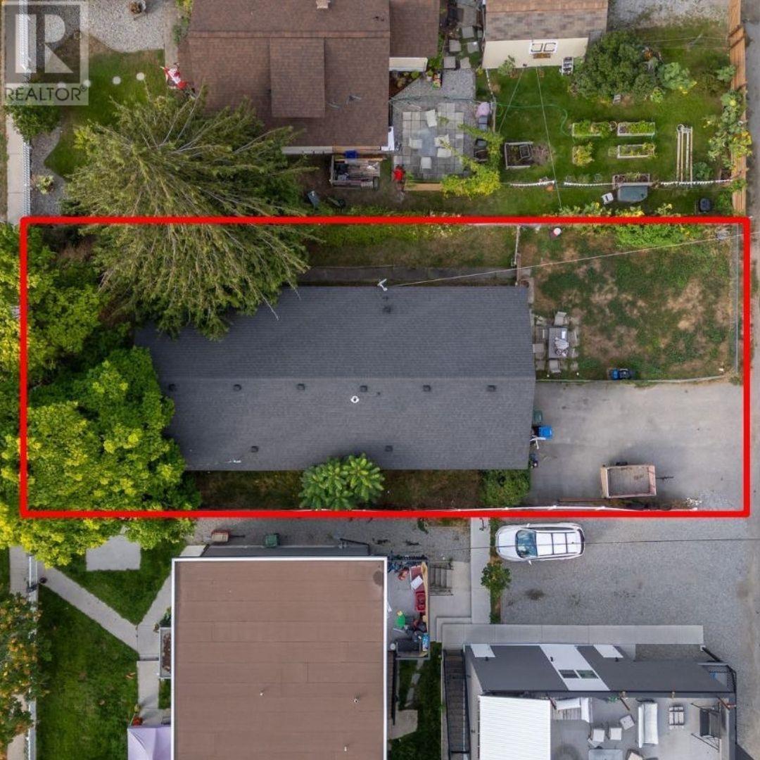 Property at 330 Van Horne Street image 3