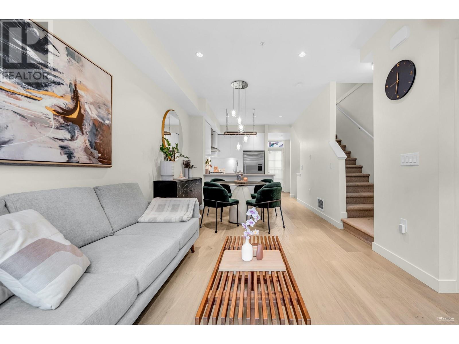 8570 Osler Street, Vancouver, British Columbia  V6P 0G4 - Photo 1 - R2987320